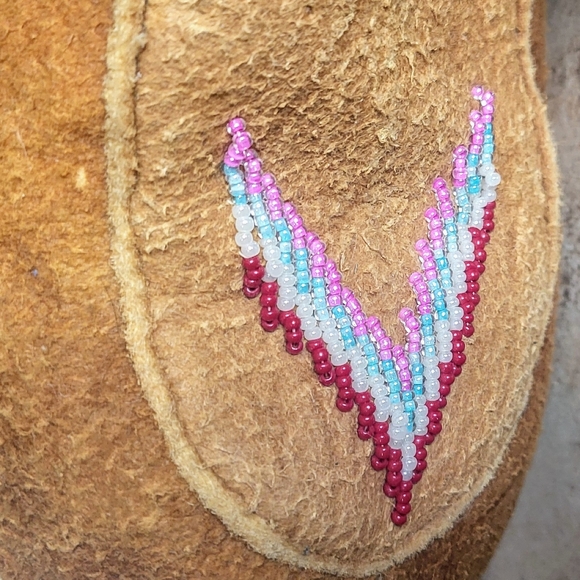 Wolverine Fur Alaskan Inuit Handmade Mukluks Size 8 - Picture 5 of 6